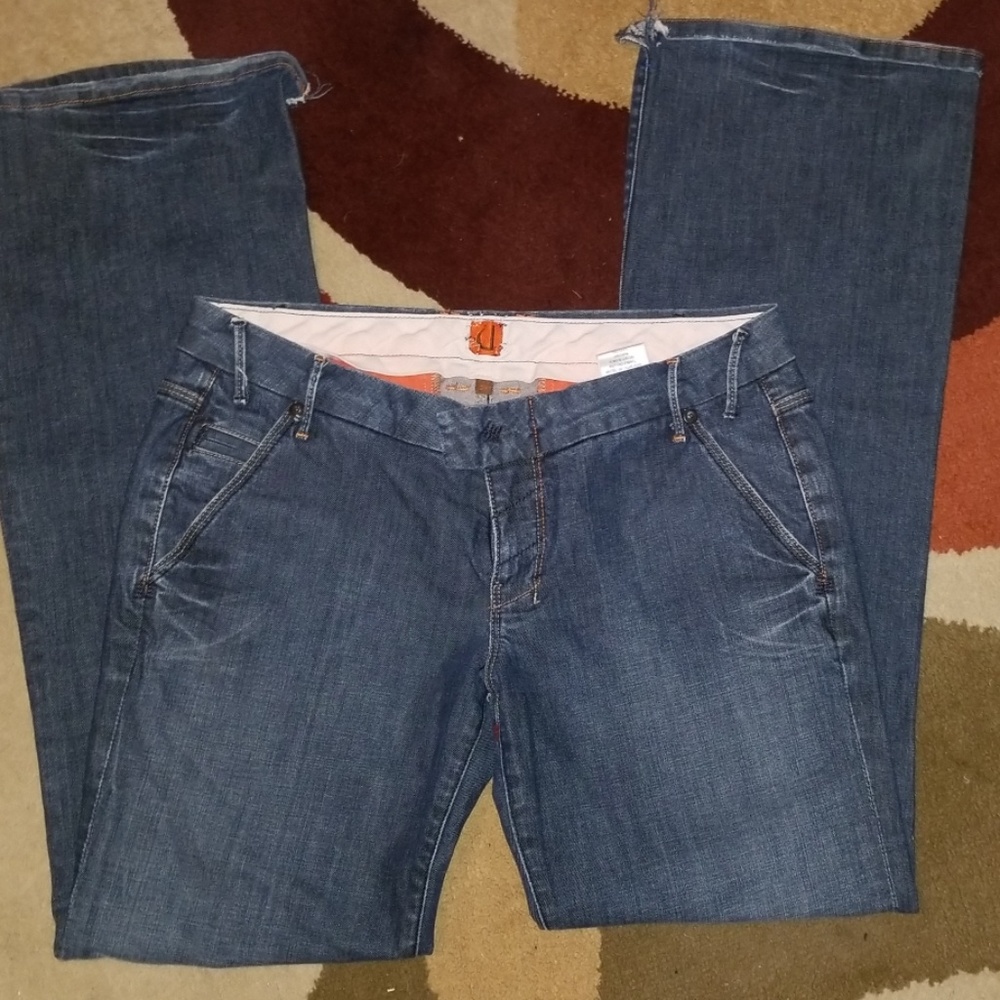 Jeans